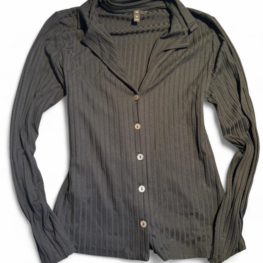 Black Ribbed Button-Up Long Sleeve Top - Picture 3 of 4